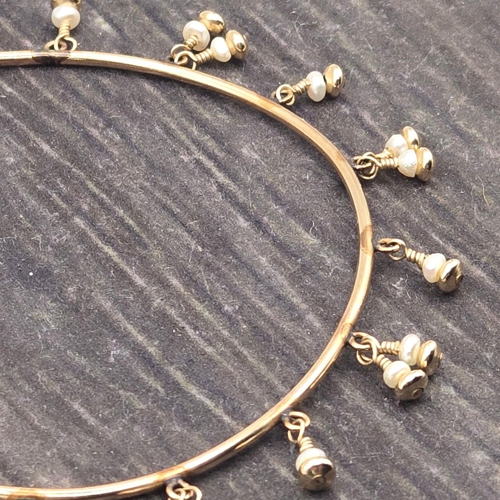 Gold Tone Freshwater Pearl Dangle Charm Bangle Bracelet Wire Wrapped Seed Pearls